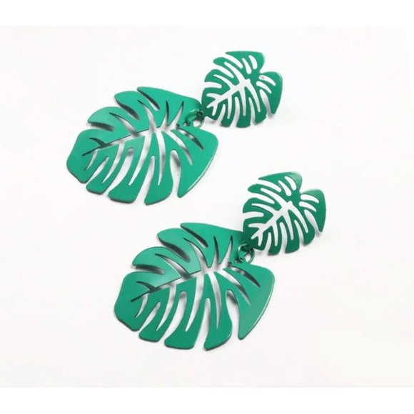 Runwaykloset Jewelry - Boho Philodendron Leaf Plant Dangle Statement Earrings Green